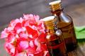 Why is geranium essential oil useful for hair?