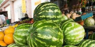 Jinsi ya kuchagua watermelon
